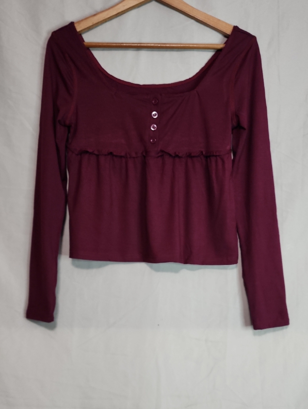 Scoop-Neck Long Sleeve Top in Deep Burgundy